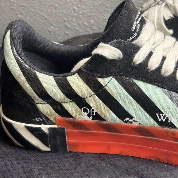 Size 11 - Off-White Vulc Sneaker Low Black Green - Picture 10 of 15